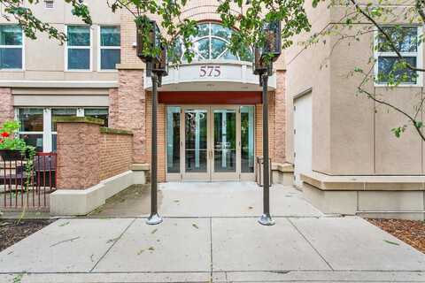 N 1St St, Minneapolis, MN 55401