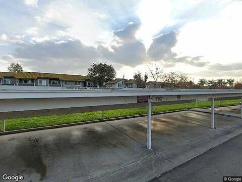 Oak Creek Dr, Ontario, CA 91761