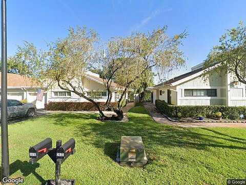 E Forge Rd, Davie, FL 33328