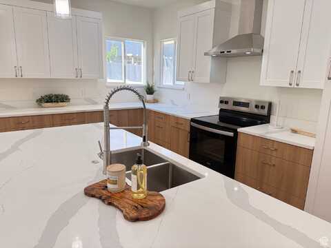 7038 W 8090 S, West Jordan, UT 84081