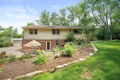 Davies, OCONOMOWOC, WI 53066