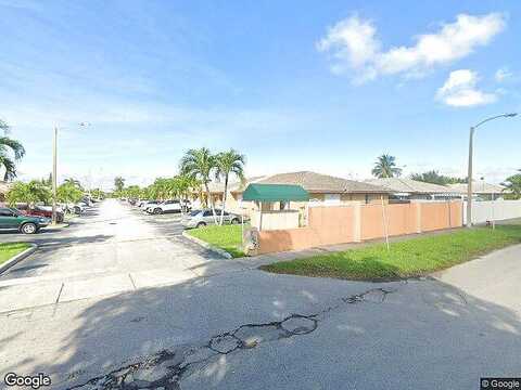 W 35Th Ave, Hialeah, FL 33018
