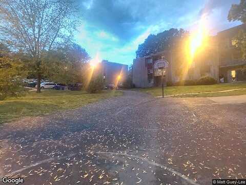 Charing Cross Rd, Falls Church, VA 22042