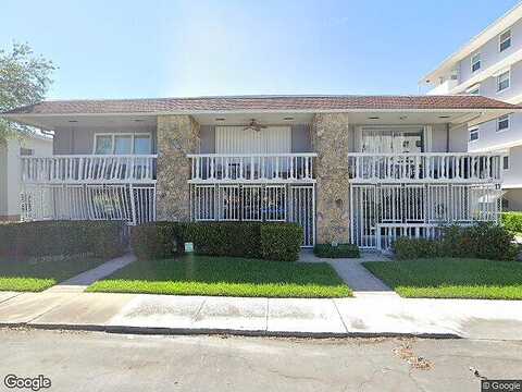 S Lakeside Dr, Lake Worth, FL 33460