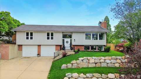 742 E RAYGENE S, North Salt Lake, UT 84054