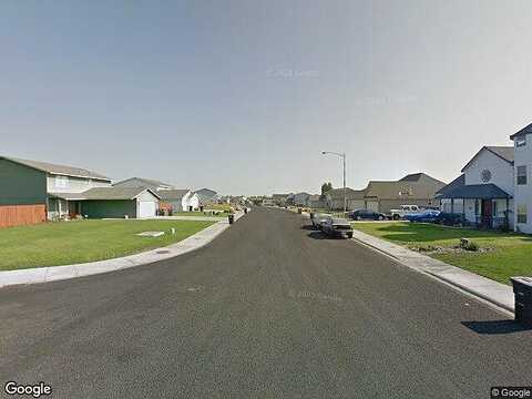 W Windrose Dr, Moses Lake, WA 98837