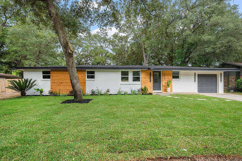 Edrehi Avenue, Niceville, FL 32578