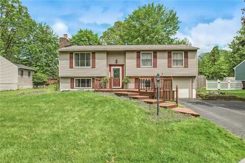 1370 Coronado Dr, Hermitage, PA 16148
