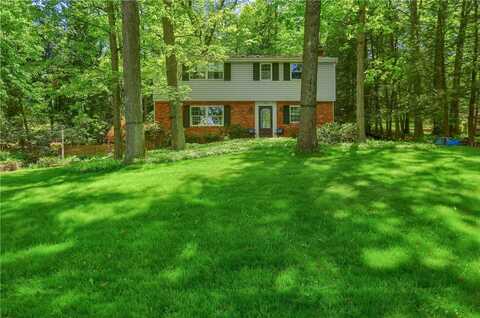 1036 Woodhill Dr, Richland, PA 15044