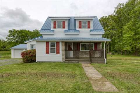 1094 Pine Glenn Rd, New Wilmington, PA 16143