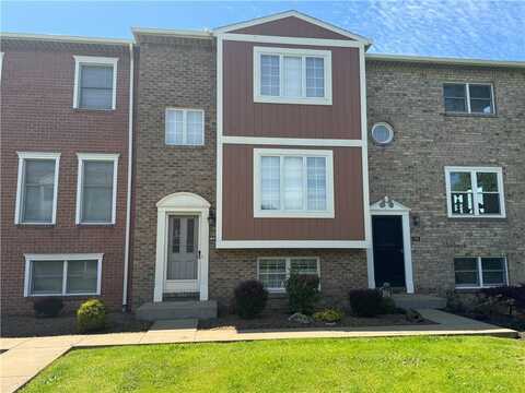 109 Canterbury Commons, White, PA 15701