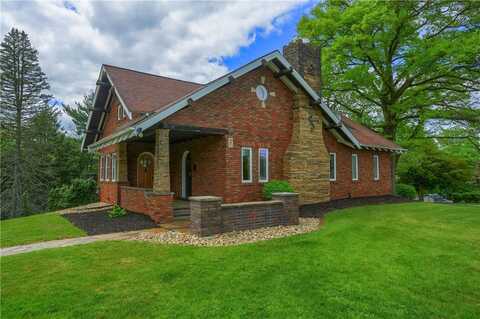 2011 Ridge Road Ext, Economy, PA 15003