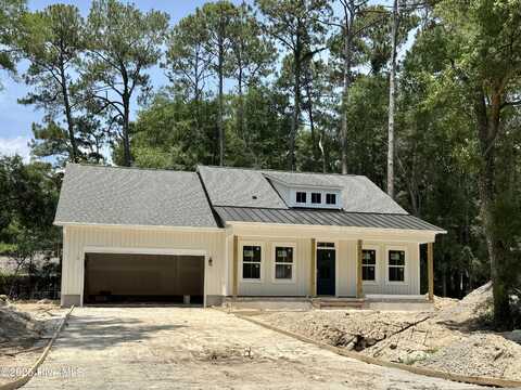 9058 Ocean Harbour Golf Club Road SW, Calabash, NC 28467