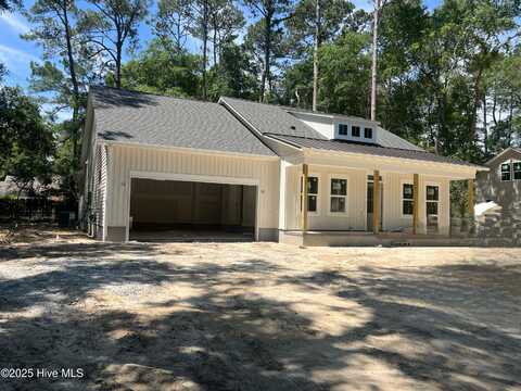 9058 Ocean Harbour Golf Club Road SW, Calabash, NC 28467
