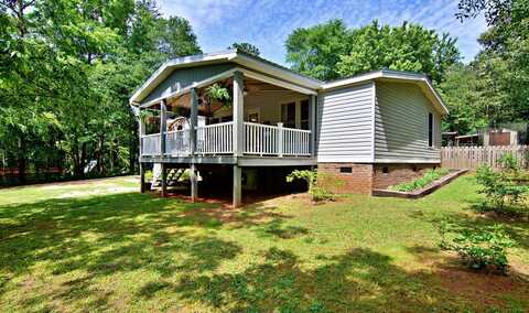 433 Dogwood Lane, Townville, SC 29689