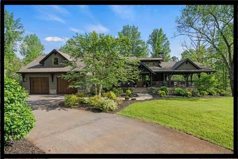 199 Leaf Shadow Lane, Walhalla, SC 29691