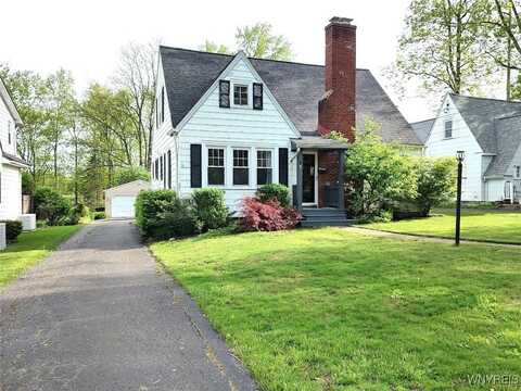 5 Woodland Parkway, Evans, NY 14006