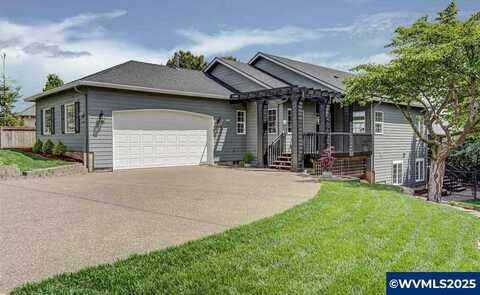 696 Eisenhower Dr NW, Salem, OR 97304
