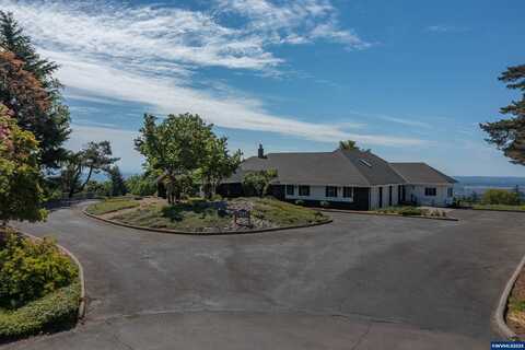 3794 East Nanitch Cir SE, Salem, OR 97306
