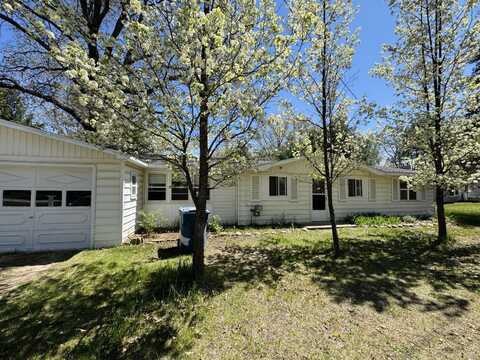 1654 Opland Road, Gladwin, MI 48624