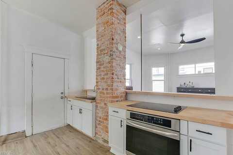 Grayson, NORFOLK, VA 23523