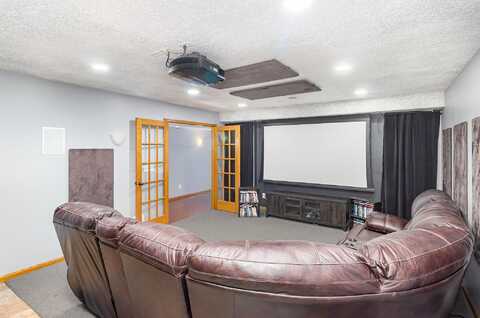 Ashley, SAINT PAUL, MN 55129
