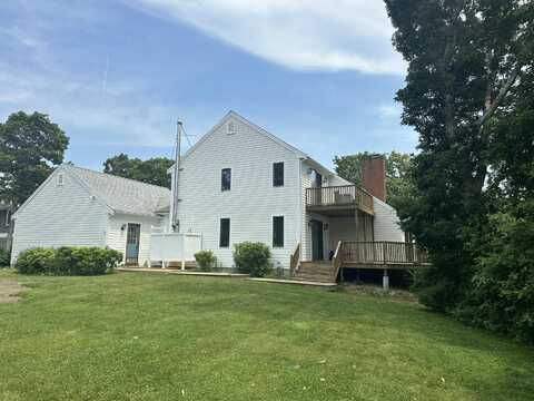 15 Beach Street, East Falmouth, MA 02536