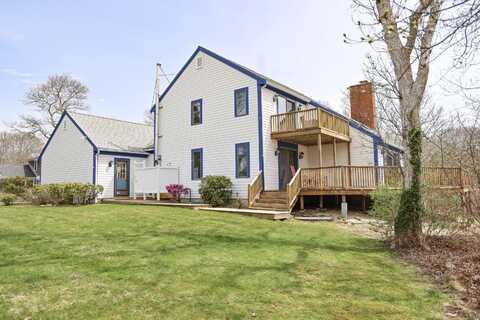 15 Beach Street, East Falmouth, MA 02536