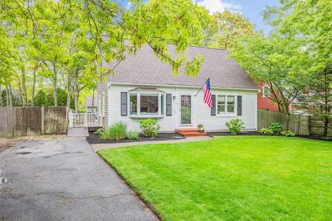 12 Anthony Drive, Hyannis, MA 02601