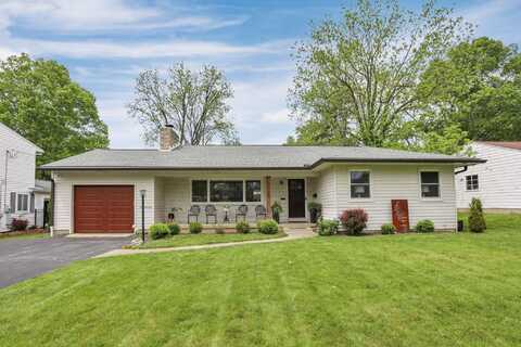 262 Winter Drive, Worthington, OH 43085