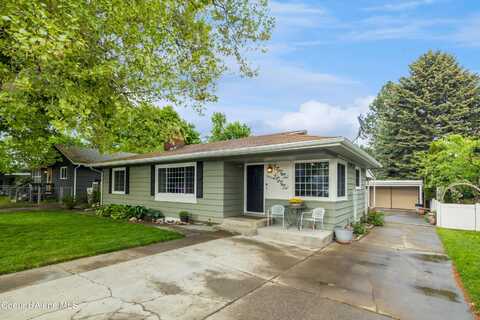 1934 N 7TH ST, Coeur D Alene, ID 83815