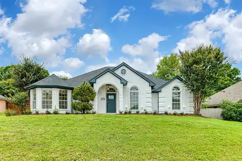 Shelby, BURLESON, TX 76028