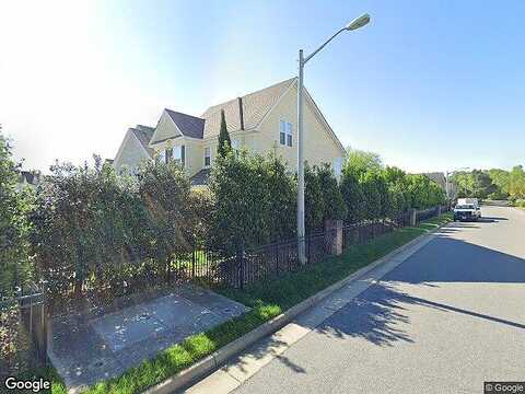 Cottage, VIRGINIA BEACH, VA 23462