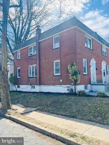 Chestnut, DARBY, PA 19023