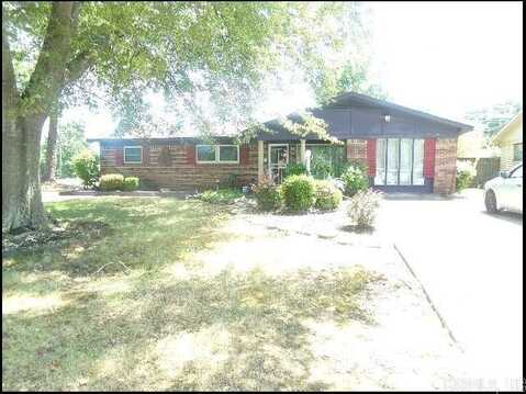 8801 Mayflower Road, Little Rock, AR 72205