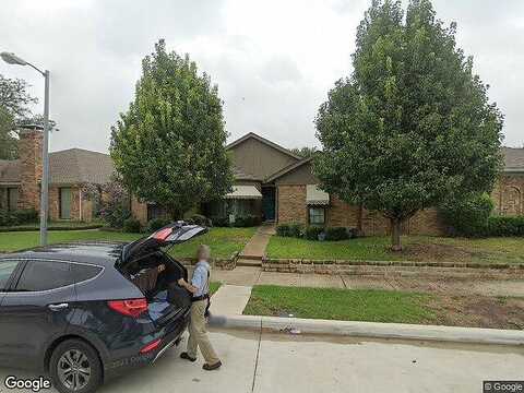 Whispering Oaks, RICHARDSON, TX 75081