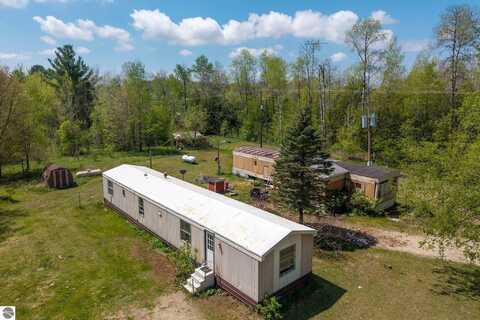 20963 9 MILE ROAD, REED CITY, MI 49677