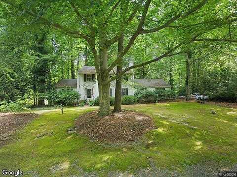Will Scarlet, WILLIAMSBURG, VA 23185