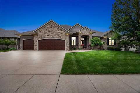 4355 Par Circle, Marion, IA 52302