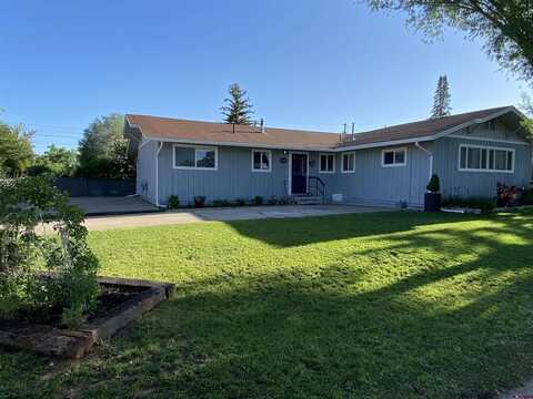 1702 E MacArthur Avenue, Cortez, CO 81321