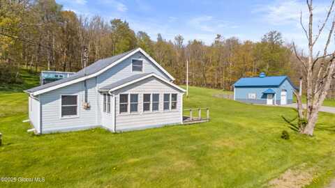 725 Arabia Road, Summit, NY 12175