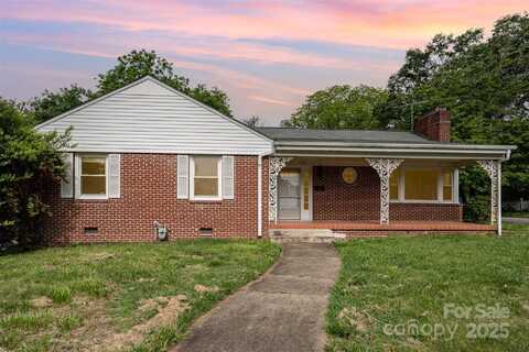 506 7th Street SW, Hickory, NC 28602