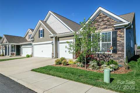 70 Cameo Drive, Flat Rock, NC 28731
