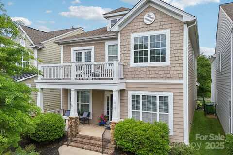 10401 Royal Winchester Drive, Charlotte, NC 28277
