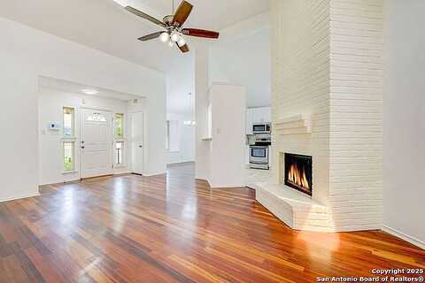 Forest Cabin, LIVE OAK, TX 78233
