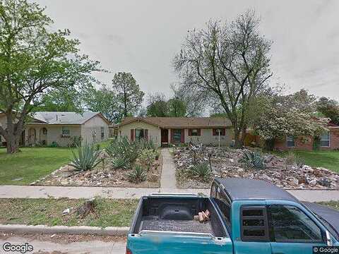 Laguna, GARLAND, TX 75043