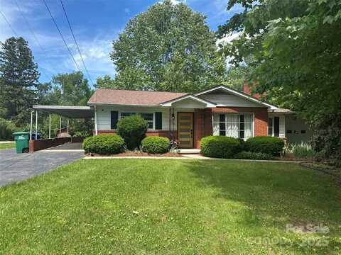 76 W Oakview Road, Asheville, NC 28806