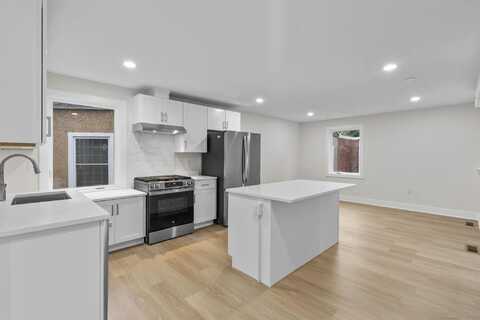 1546 Chapel Street, New Haven, CT 06511
