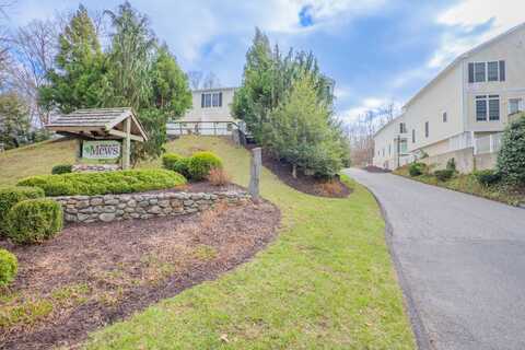 5 Wishing Well Lane, New Milford, CT 06776