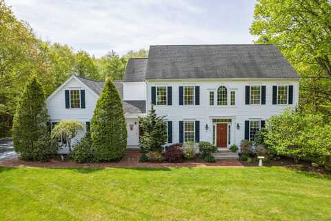5 Flanders Crossing, New Hartford, CT 06057
